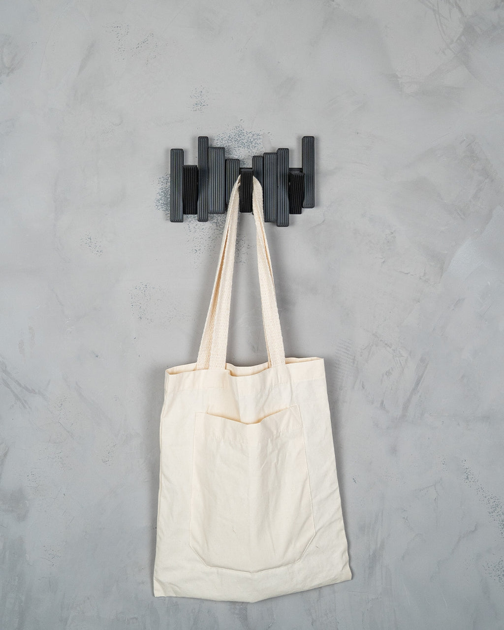 Modern Grid – Wall Hangers