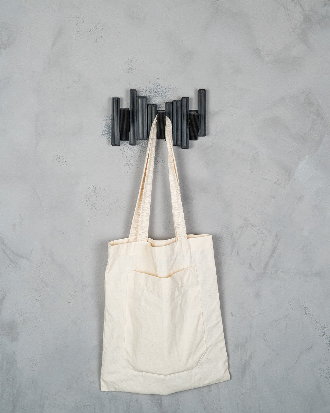 Modern Grid – Wall Hangers