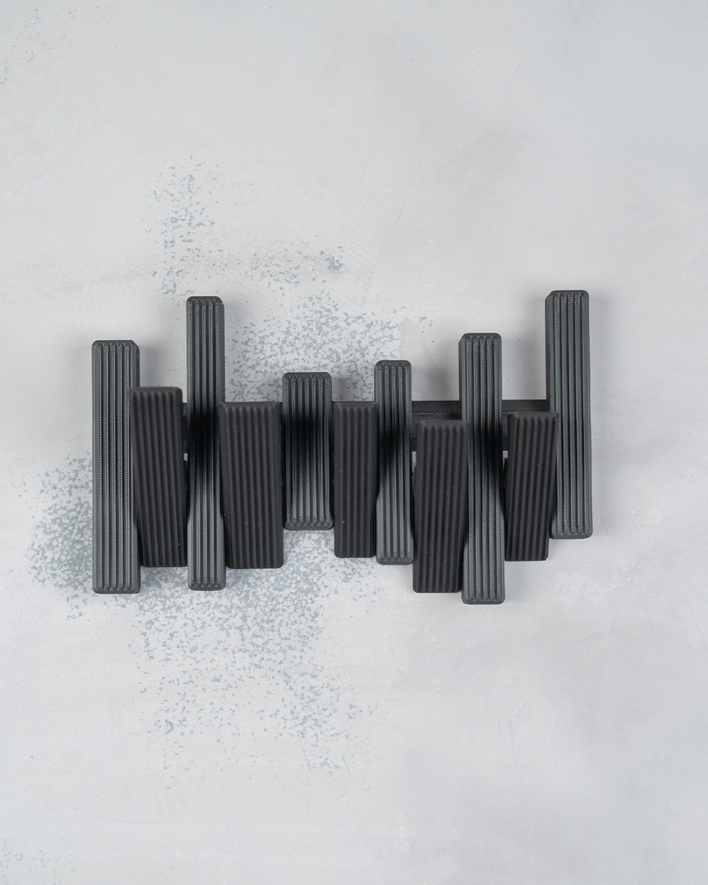 Modern Grid – Wall Hangers