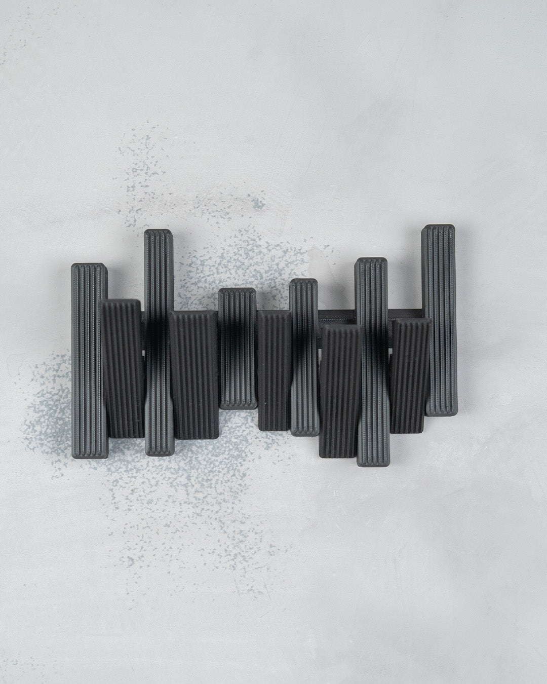 Modern Grid – Wall Hangers