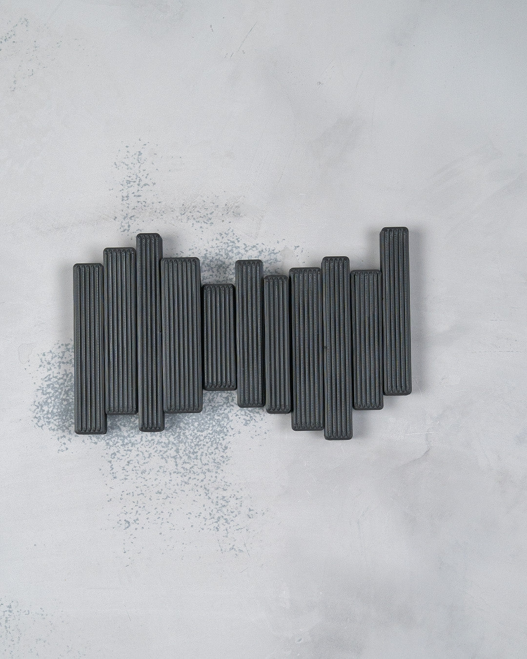 Modern Grid – Wall Hangers