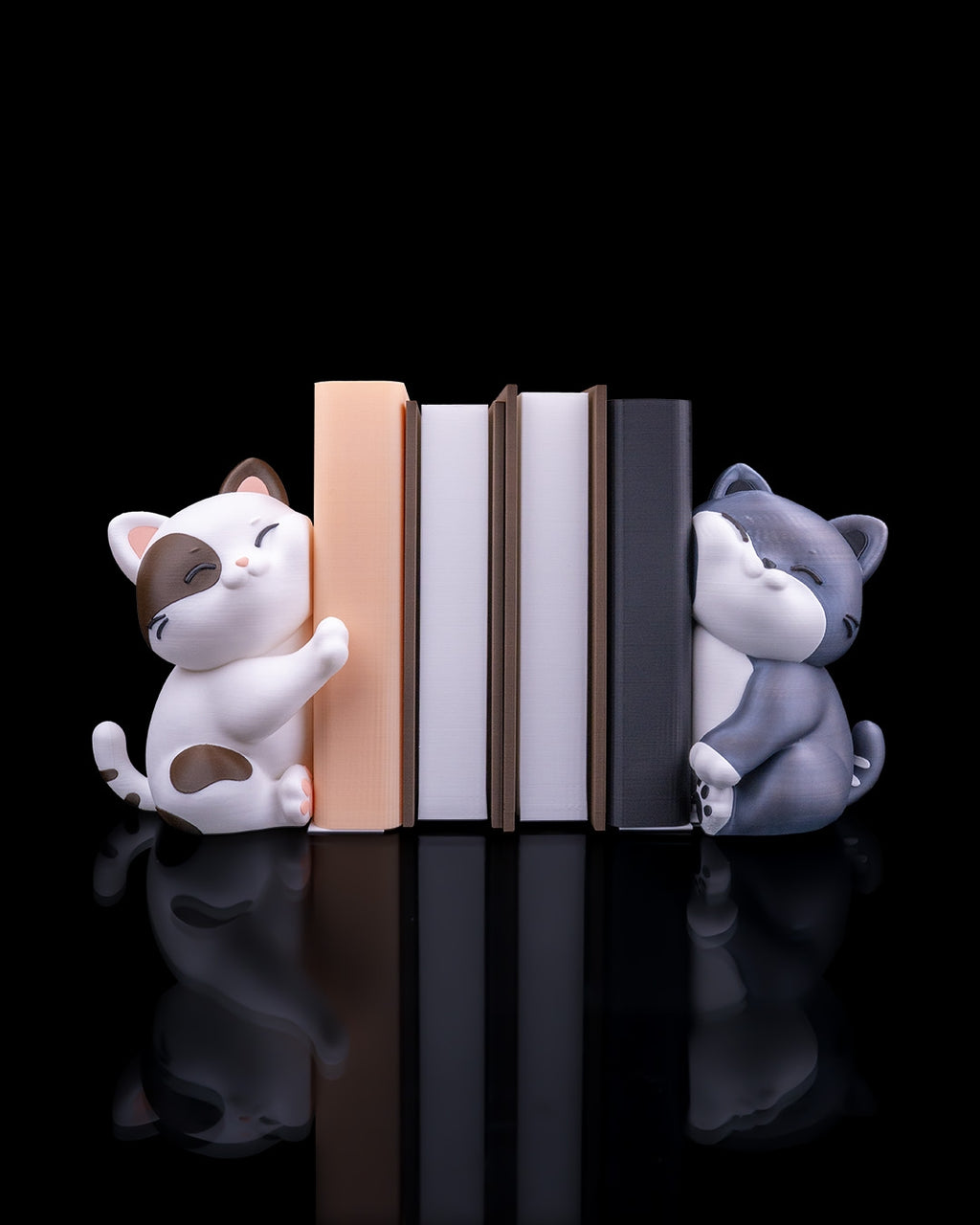 Cozy Snuggles Bookend