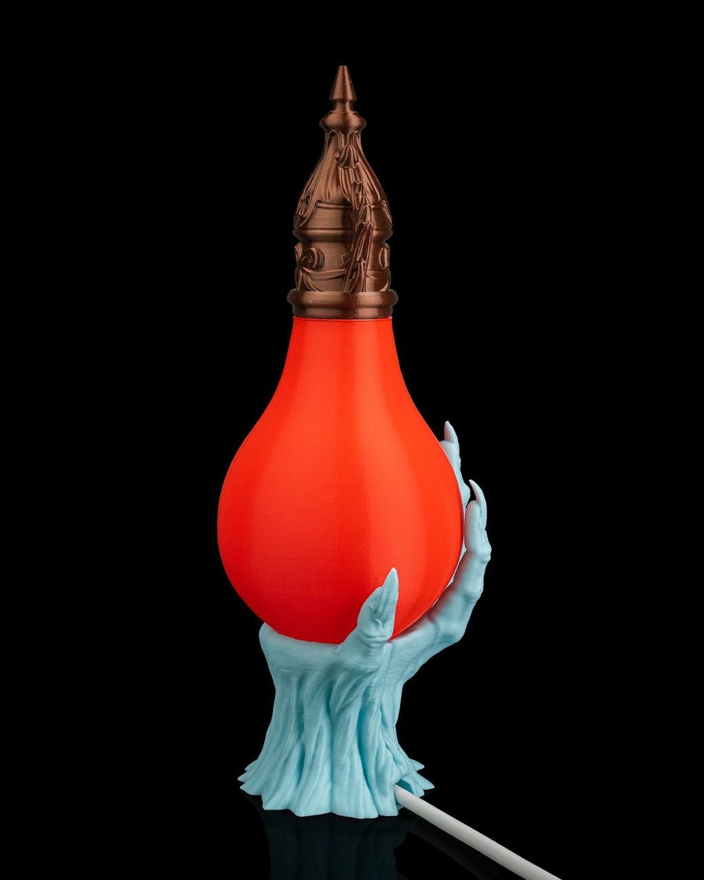 Last Grasp – Table Lamp