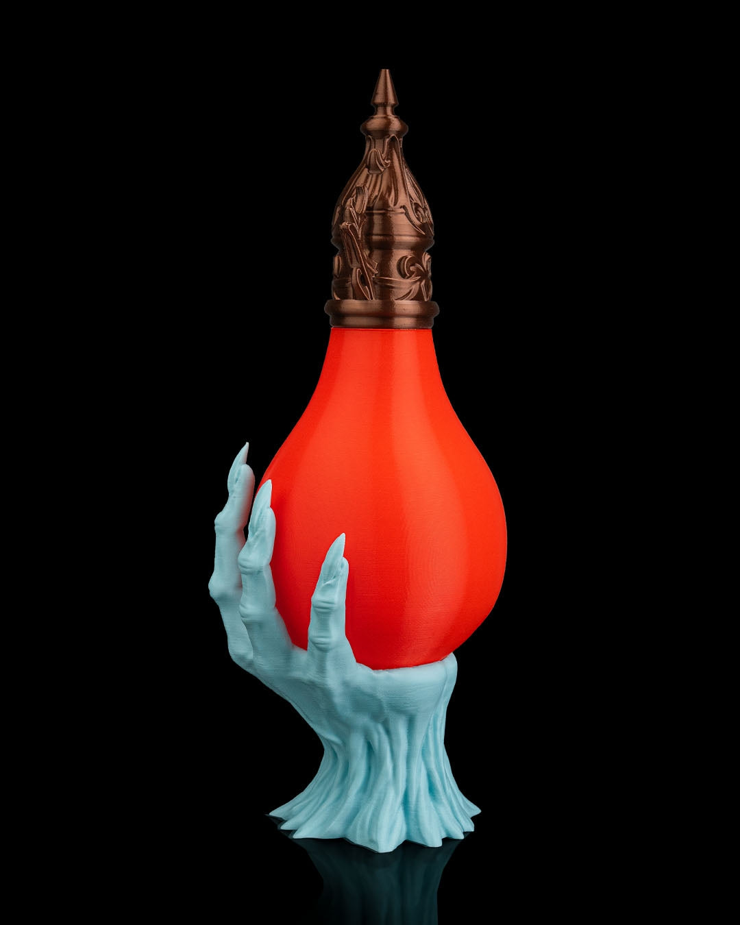Last Grasp – Table Lamp